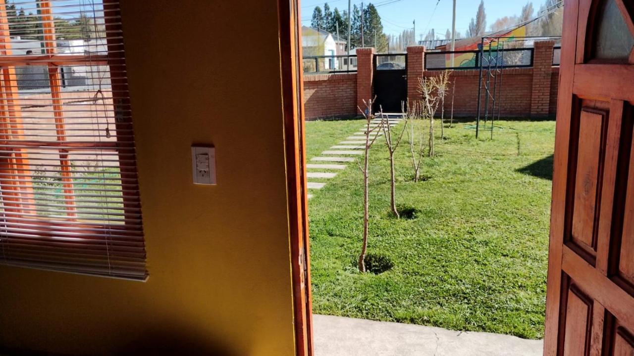 Hospedaje, Departamentos J&R Perito Moreno Eksteriør bilde